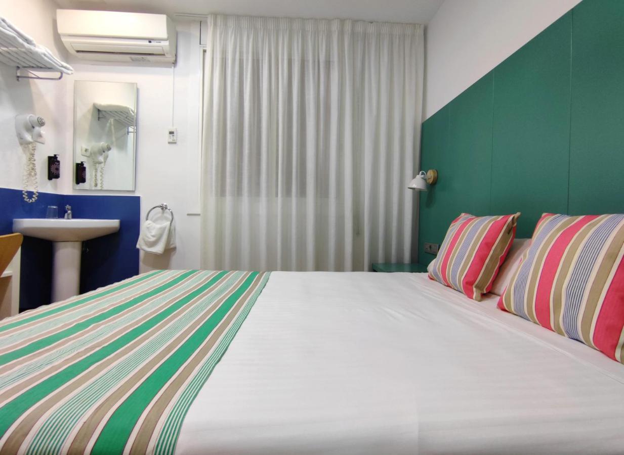 Yomo Bcn Port Guest house 2*